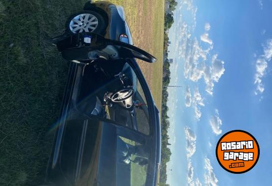 Autos - Peugeot Xt premium 2008 Nafta 170000Km - En Venta