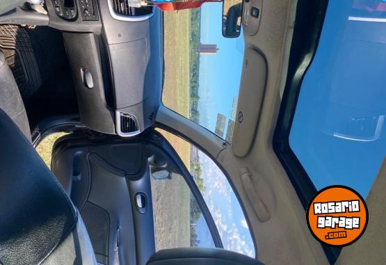 Autos - Peugeot Xt premium 2008 Nafta 170000Km - En Venta