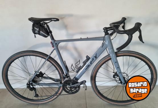 Deportes - Spy Strike talle 56 - En Venta