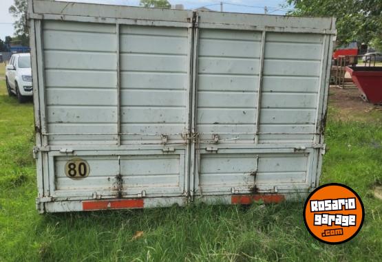 Camiones y Gras - Caja chasis baranda volcable - En Venta