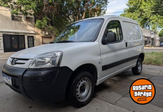 Utilitarios - Peugeot Partner 1.4 Furgon 2017 Nafta 169500Km - En Venta