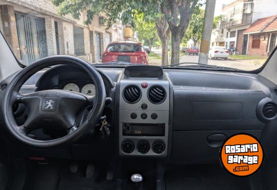 Utilitarios - Peugeot Partner 1.4 Furgon 2017 Nafta 169500Km - En Venta