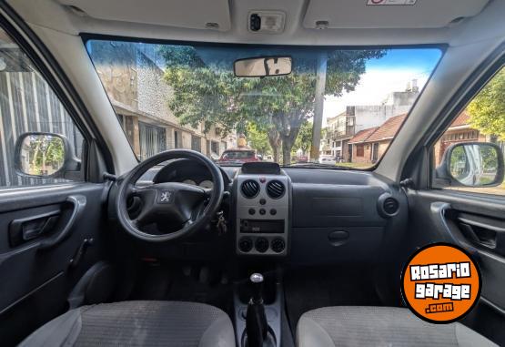 Utilitarios - Peugeot Partner 1.4 Furgon 2017 Nafta 169500Km - En Venta