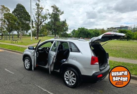 Camionetas - Kia Sorento 2010 Diesel 153000Km - En Venta