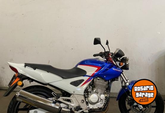 Motos - Honda Twister 250 2015 Nafta 34000Km - En Venta