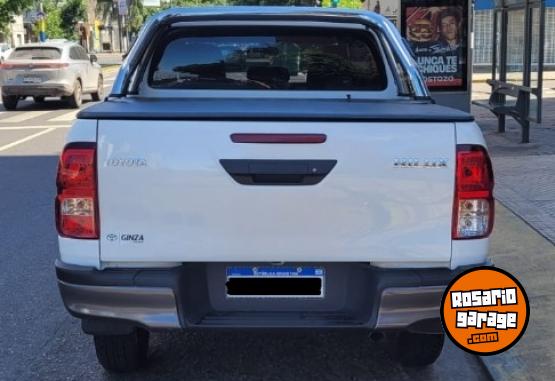 Camionetas - Toyota Hilux 2024 Diesel 18700Km - En Venta
