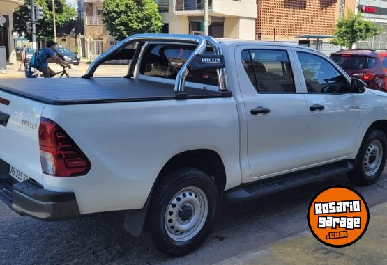 Camionetas - Toyota Hilux 2024 Diesel 18700Km - En Venta