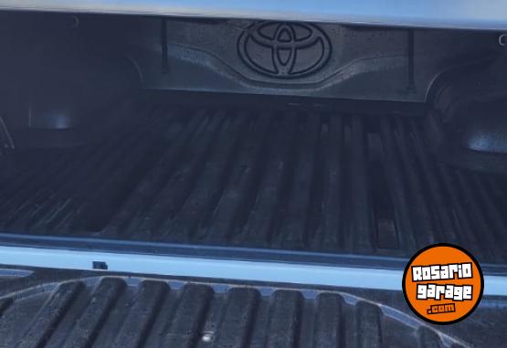 Camionetas - Toyota Hilux 2024 Diesel 18700Km - En Venta