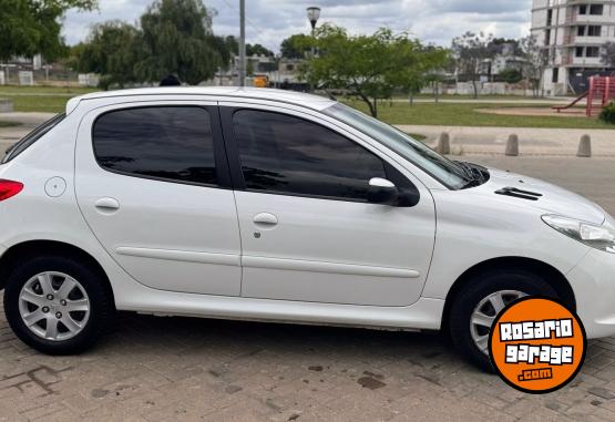 Autos - Peugeot 207 COMPACT ALLURE 1.4 2016 Nafta  - En Venta