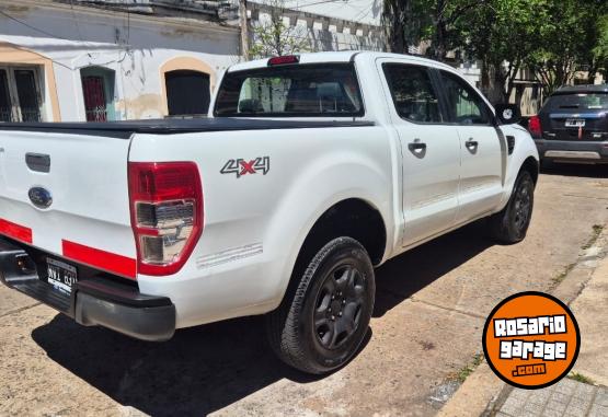 Camionetas - Ford Ranger 2.2 4x4 permuto 2014 Diesel 150000Km - En Venta