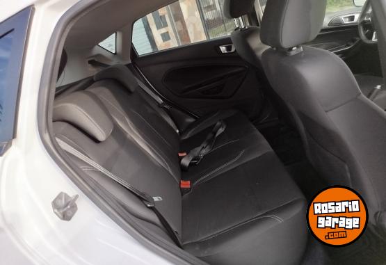 Autos - Ford FIESTA 2016 Nafta 80000Km - En Venta
