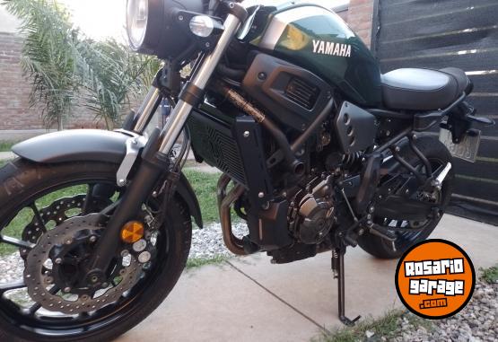 Motos - Yamaha Xsr 700 2017 Nafta 8800Km - En Venta