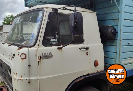 Camiones y Gras - SALUSTRO MECNICA 1518 - En Venta