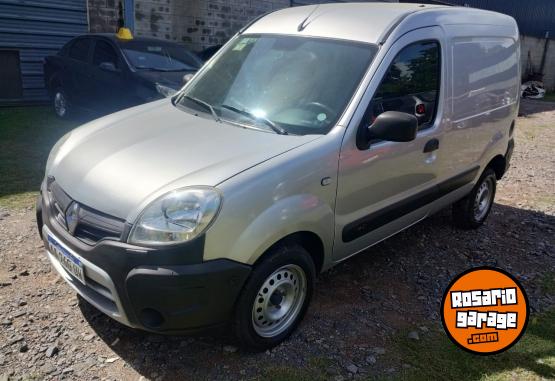Utilitarios - Renault Kangoo 2016 Nafta 127000Km - En Venta