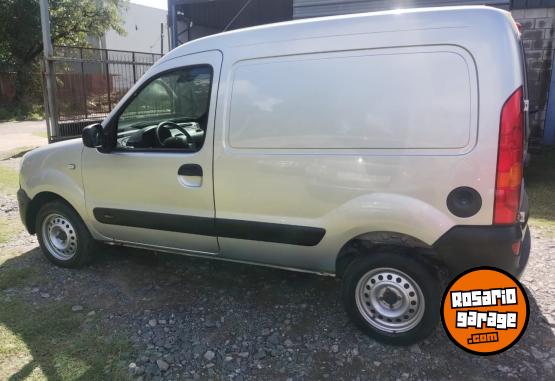 Utilitarios - Renault Kangoo 2016 Nafta 127000Km - En Venta