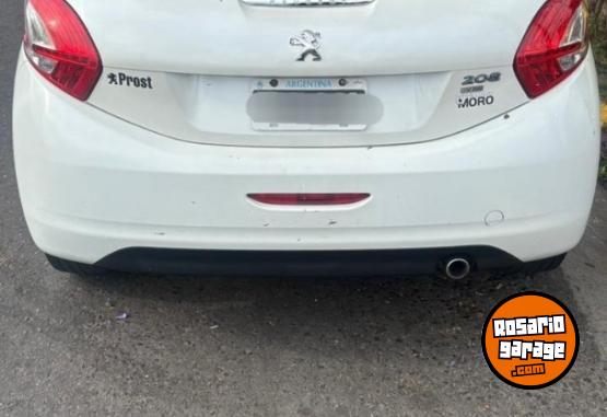 Autos - Peugeot 208 allure 2015 Nafta 114000Km - En Venta