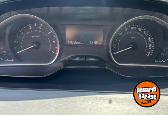 Autos - Peugeot 208 allure 2015 Nafta 114000Km - En Venta