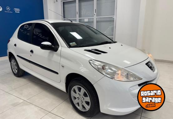 Autos - Peugeot 207 XR 1.4 2012 Nafta 121000Km - En Venta