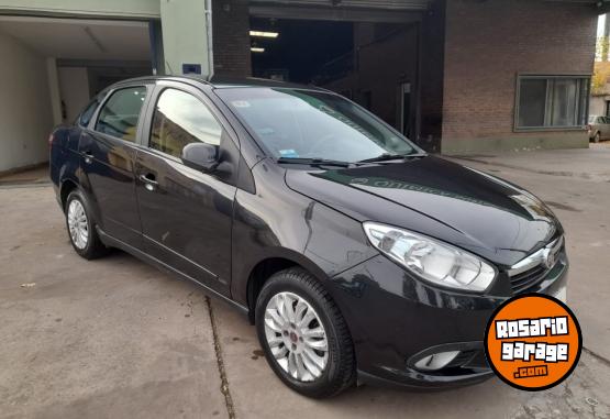 Autos - Fiat Grand Siena corsa palio 2014 GNC 111111Km - En Venta