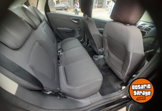 Autos - Fiat Grand Siena corsa palio 2014 GNC 111111Km - En Venta