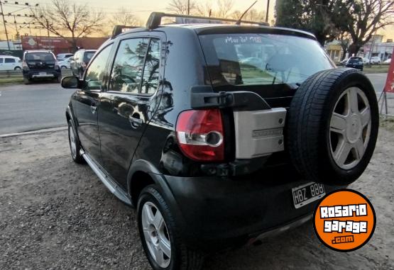 Autos - Volkswagen Crossfox fox 2008 Nafta 200000Km - En Venta