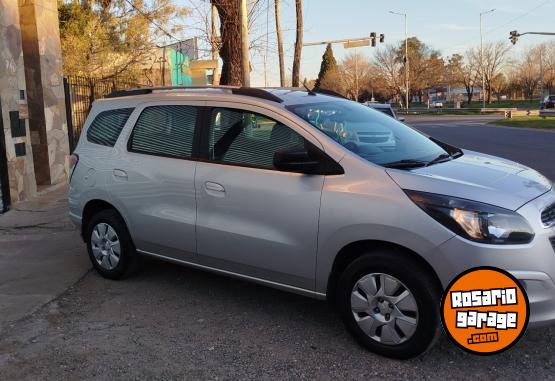 Autos - Chevrolet SPIN 2017 Nafta 105000Km - En Venta