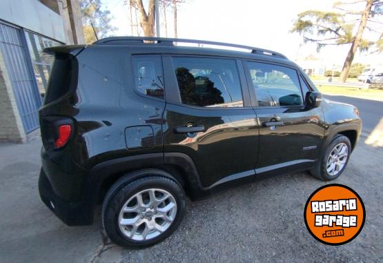 Camionetas - Jeep RENEGADE 2018 Nafta 90000Km - En Venta