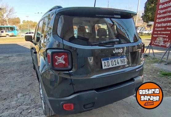 Camionetas - Jeep RENEGADE 2018 Nafta 90000Km - En Venta