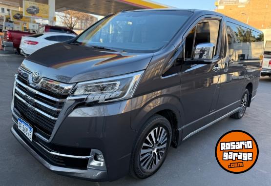 Utilitarios - Toyota HIACE WAGON 2022 Diesel 63000Km - En Venta