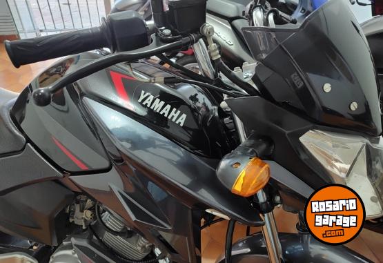 Motos - Yamaha YBR 125 2018 Nafta 15000Km - En Venta