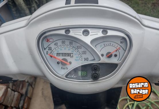 Motos - Kymco 125 2024 Nafta 1507Km - En Venta