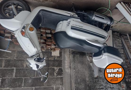 Motos - Kymco 125 2024 Nafta 1507Km - En Venta