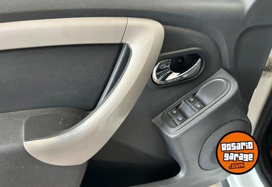 Camionetas - Renault DUSTER DYNAMIQUE 4X2 GNC 2018 GNC 113474Km - En Venta
