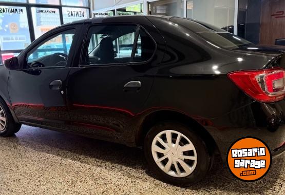 Autos - Renault LOGAN AUTHENTIQUE 2017 GNC 146000Km - En Venta