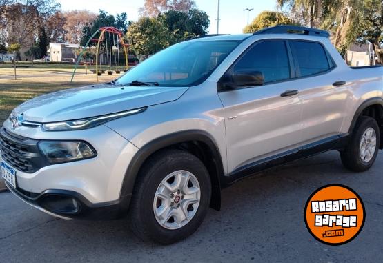 Camionetas - Fiat TORO FREEDON 4X2 2017 Diesel 124563Km - En Venta