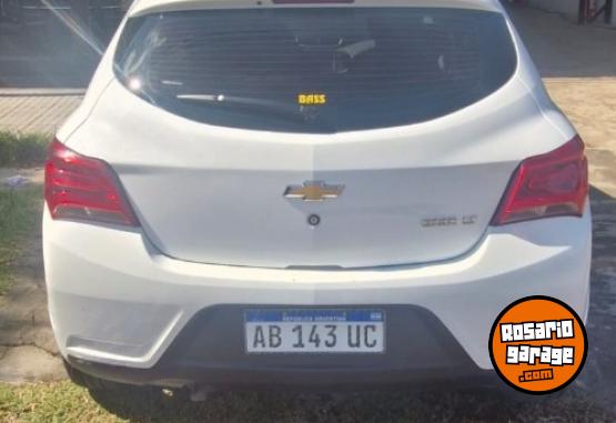 Autos - Chevrolet ONIX LT 2017 GNC 75150Km - En Venta