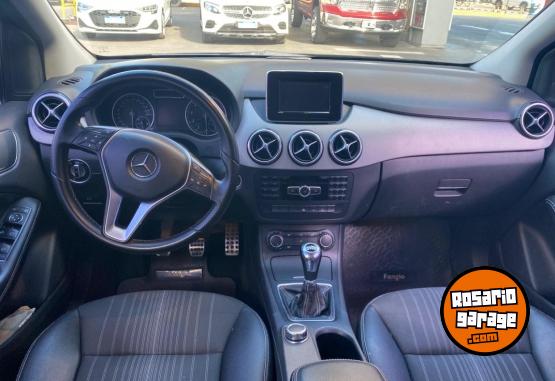 Autos - Mercedes Benz B200 2013 Nafta 197000Km - En Venta