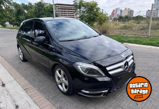 Autos - Mercedes Benz B200 2013 Nafta 197000Km - En Venta