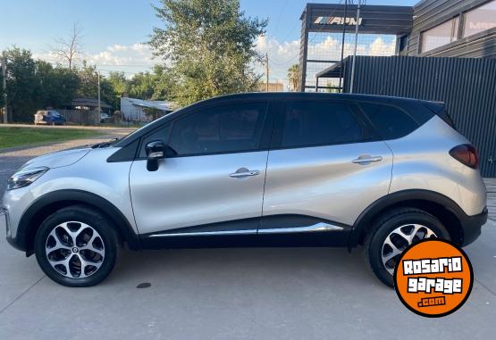 Autos - Renault Captur Intens CVT 1.6 2021 Nafta 61000Km - En Venta