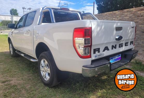 Camionetas - Ford Ranger XLT 2020 Diesel 130000Km - En Venta