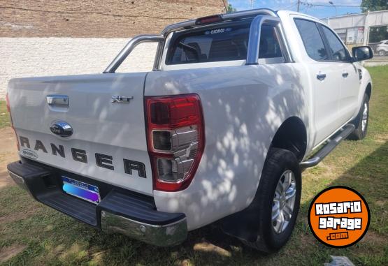 Camionetas - Ford Ranger XLT 2020 Diesel 130000Km - En Venta