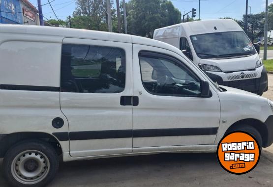 Utilitarios - Citroen BERLINGO  MIXTO 1.6 HDI 2022 Diesel 95000Km - En Venta
