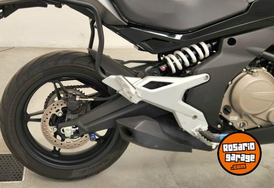 Motos - CF 650 Mt 2023 Nafta 2000Km - En Venta
