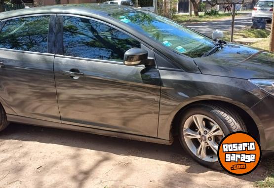 Autos - Ford Focus S 1.6 2014 Nafta 140000Km - En Venta