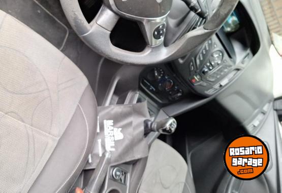 Autos - Ford Focus S 1.6 2014 Nafta 140000Km - En Venta