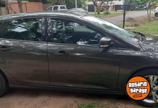 Autos - Ford Focus S 1.6 2014 Nafta 140000Km - En Venta
