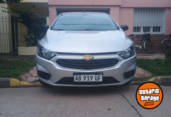Autos - Chevrolet onix 2017 Nafta 80000Km - En Venta