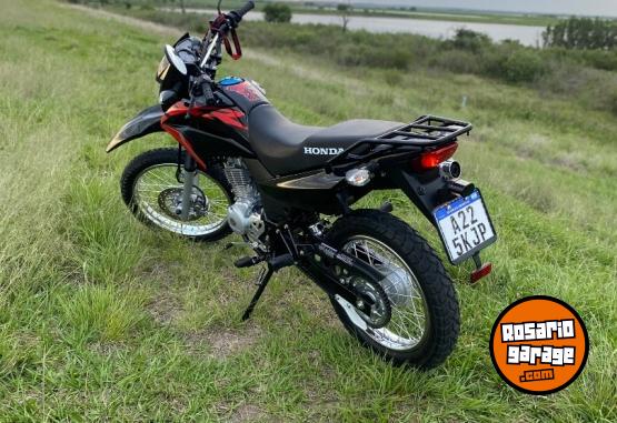 Motos - Honda Xr 150 2024 Nafta 2500Km - En Venta