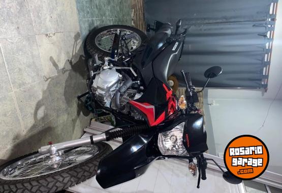 Motos - Honda Xr 150 2024 Nafta 2500Km - En Venta