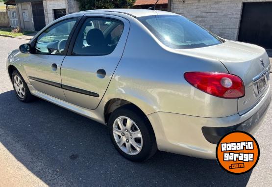 Autos - Peugeot 207 2010 Nafta 160000Km - En Venta